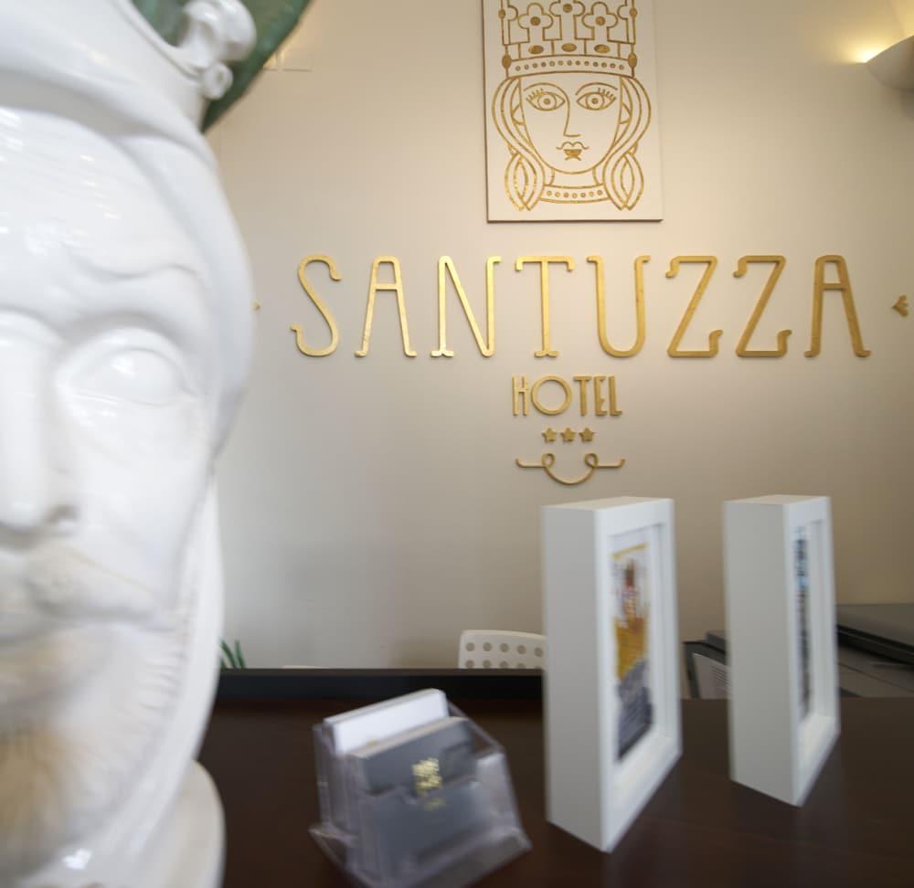 Santuzza Art