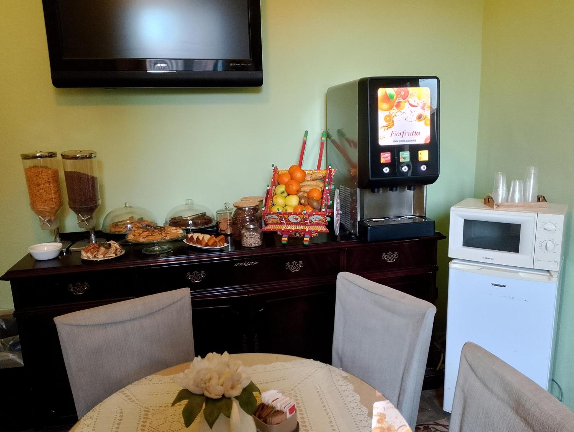 Santuzza Art Hotel 3*